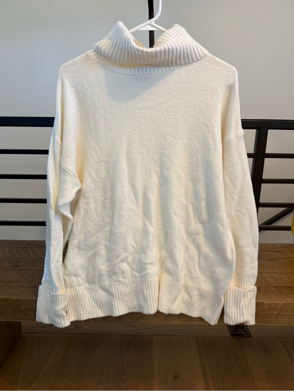 Old Navy Cream Turtleneck Sweater - Chunky Rib Collar